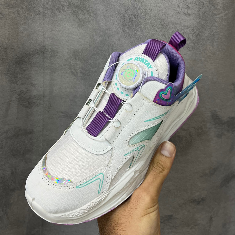 کتونی پیچی طرح بال فرشته